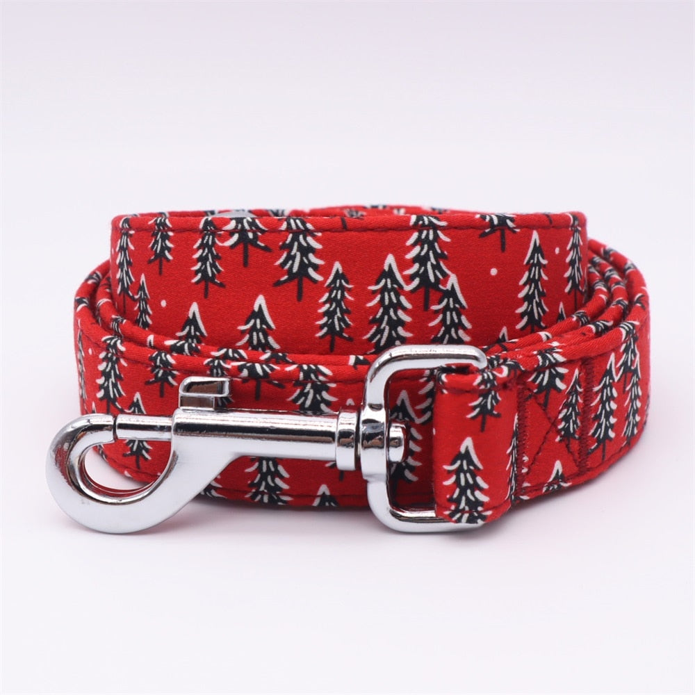 Christmas Forest Collar, Bow, and Leash