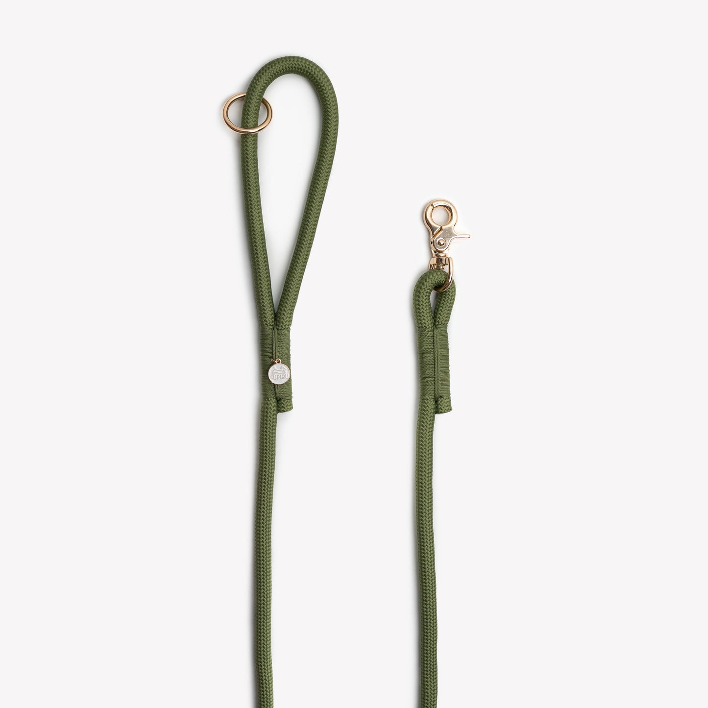 'Green' on dog — dog leash close-up | Cutie Paw Co.