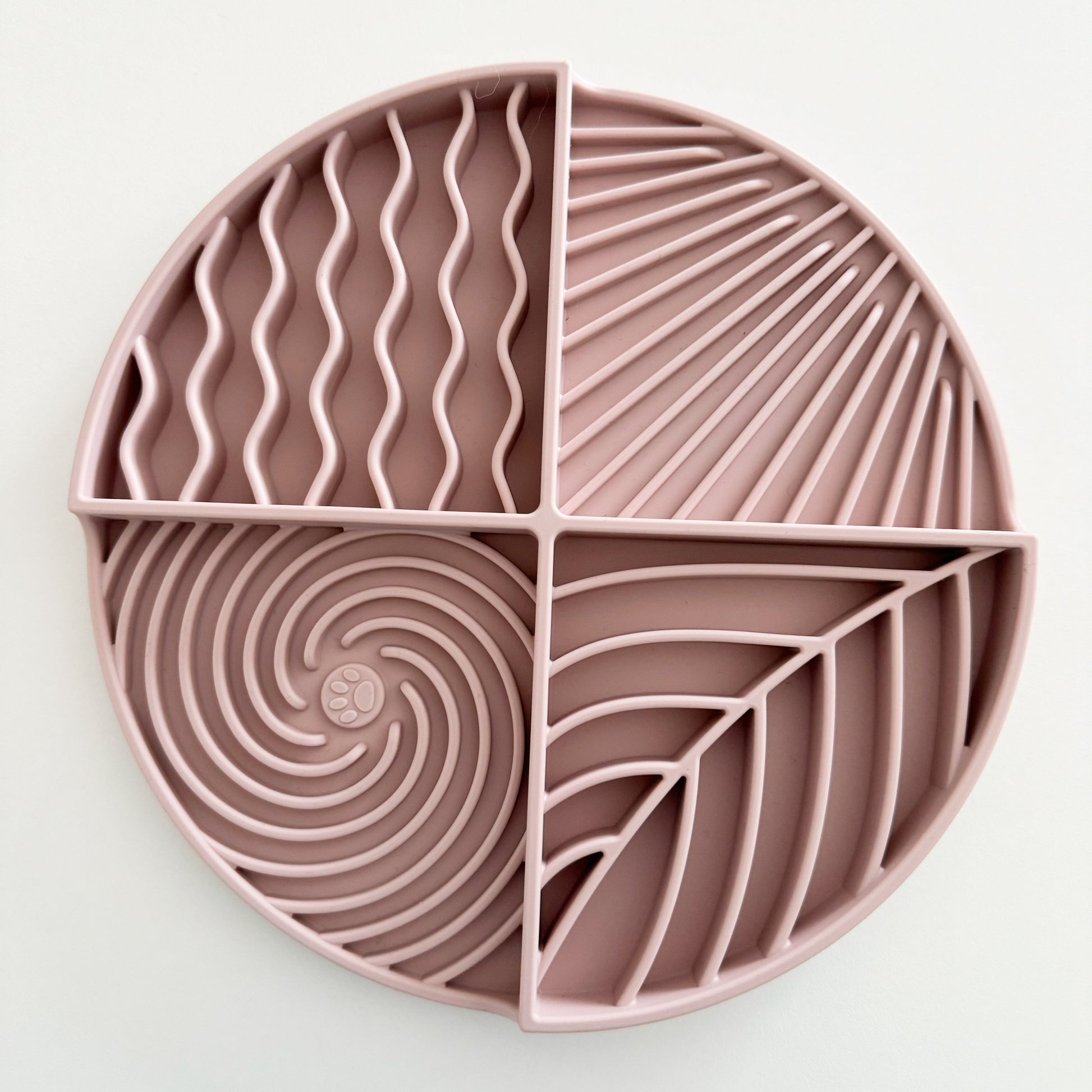 Lick Mat Circle on dog — pet accessory close-up | Cutie Paw Co.