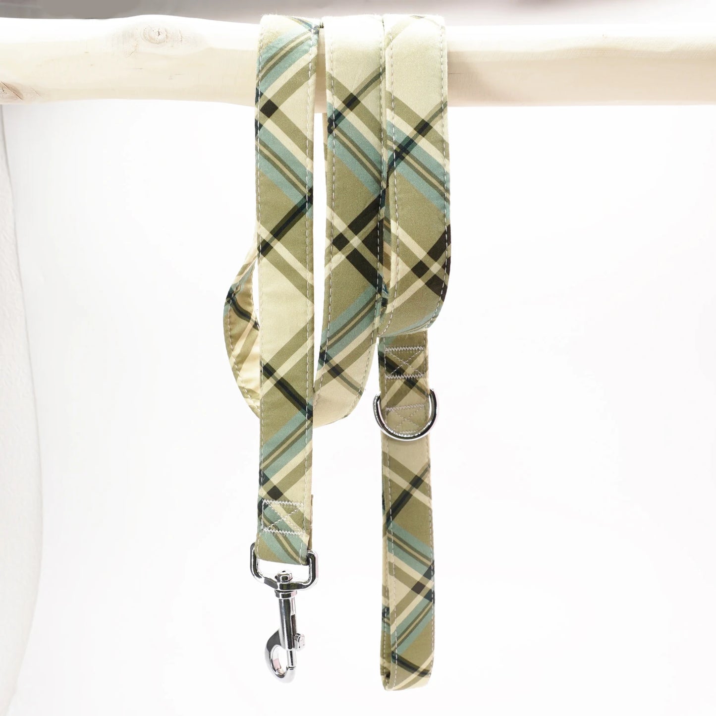 Duncan Plaid Collar, Harness, and Leash Set